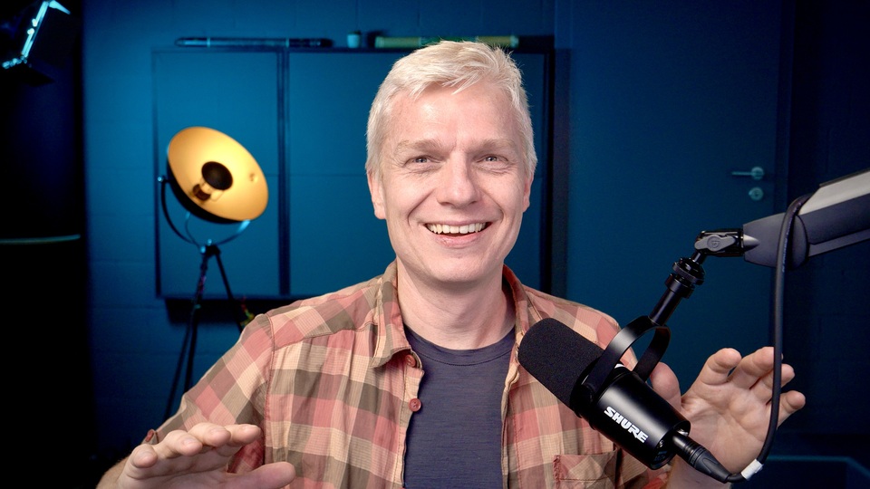 Chris Polus Podcast-Experte und Audio Director im Studio